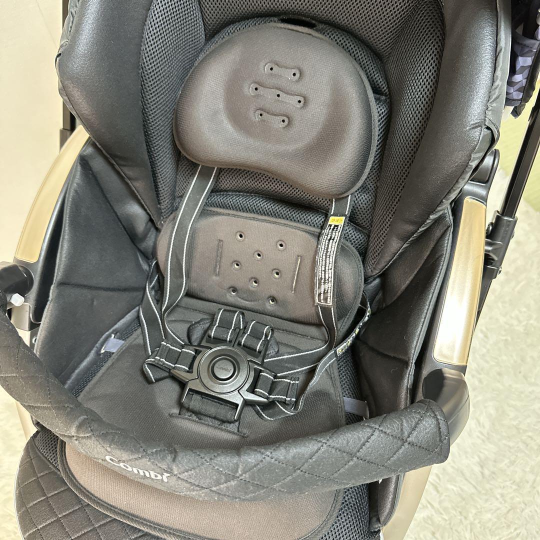 美品 Combi ベビーカー ネムリエ オート4キャス UE-630