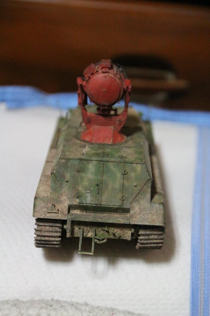 1/35 SWS 60cm 赤外線サーチライト装備型ウーフー 塗装済み完成品