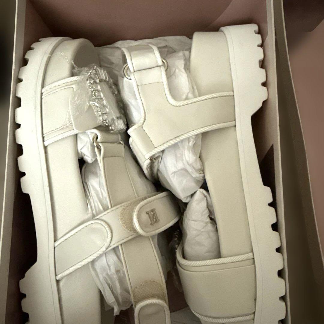 ハーリップトゥ Crystal Slingback Sandals