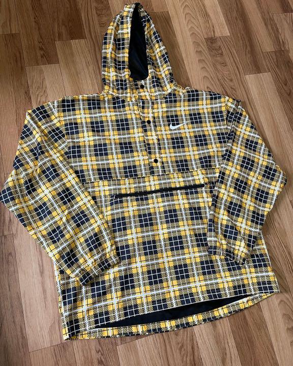 Nike plaid anorak XL