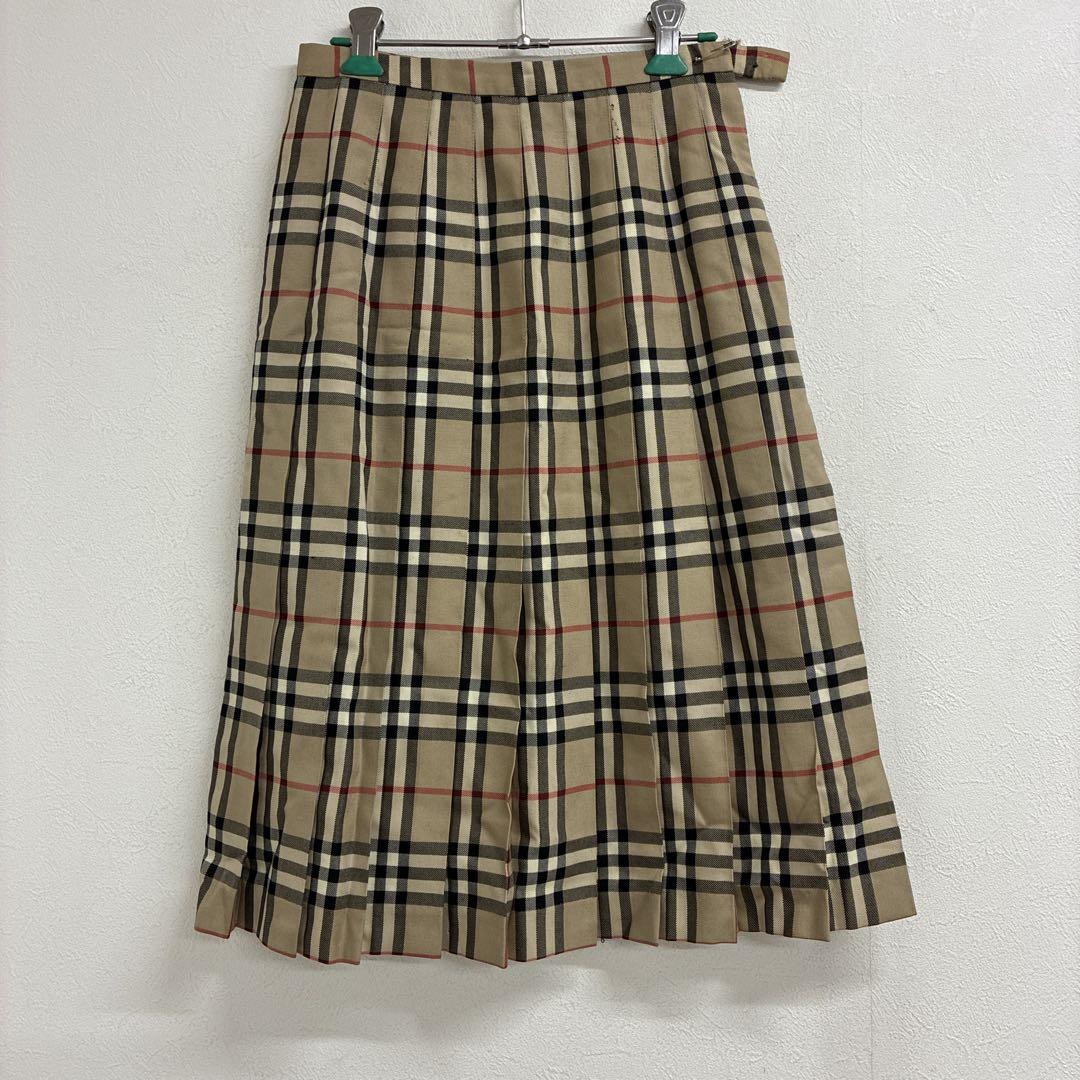 Burberry ノバチェックスカート　わ34
