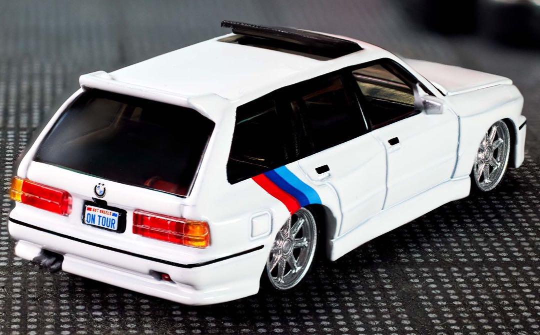 ホットウィール エリート 64 1990 BMW 318i ツーリング RLC