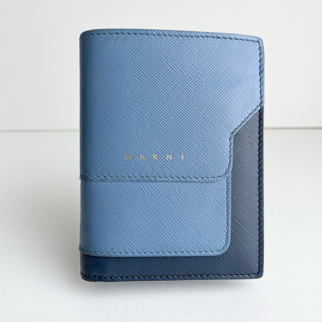 楽天市場】マルニ 二つ折り財布 ミニ財布 財布 小銭付き財布 レディース メンズ カードケース MARNI 2つ折り財布 TRIBECA PVC  小銭入れ付き PFMI0007 : MISH 楽天市場店