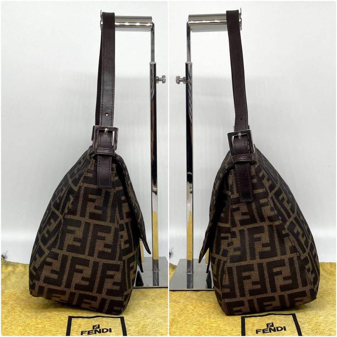 ✨超高級•美品✨FENDI マンマバケット ズッカ柄 ショルダーバッグ 肩掛け
