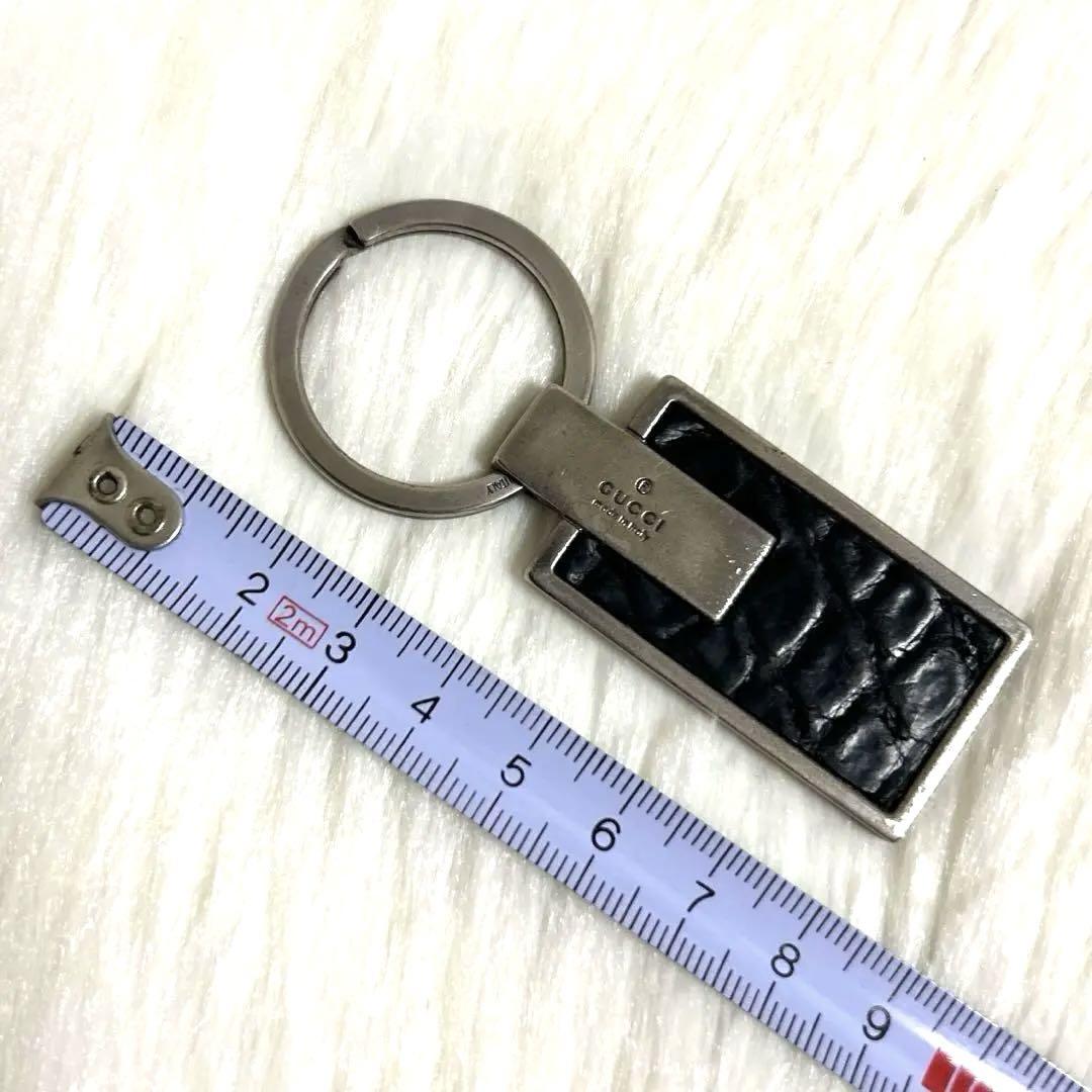 GUCCI グッチ GGロゴレザー キーリング キーホルダー GUCCI グッチ プレート レザー調 キーリング キーホルダー
