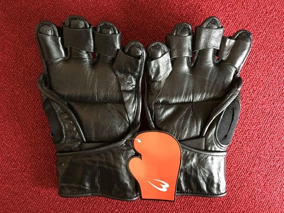 【新品】オープンフィンガーグローブMサイズ(ブラック)