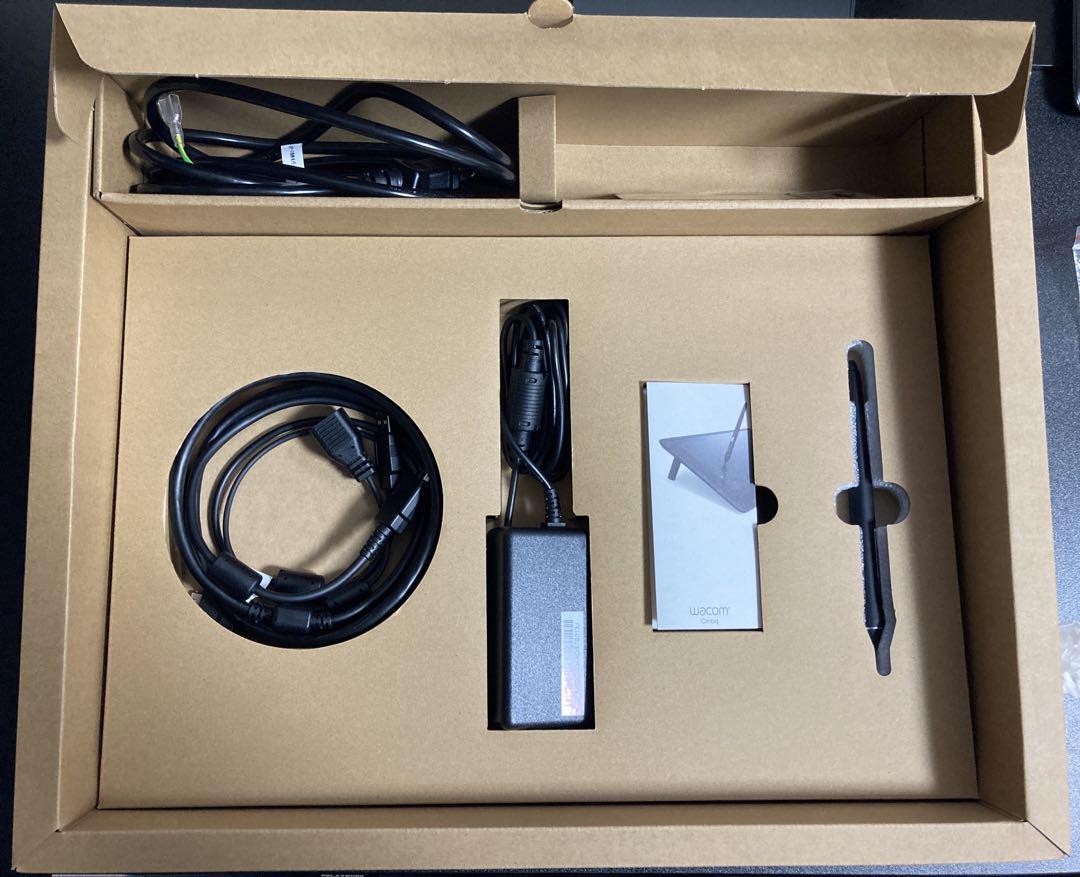 Wacom Cintiq 16 FHD ブラック（DTK1660K1D）