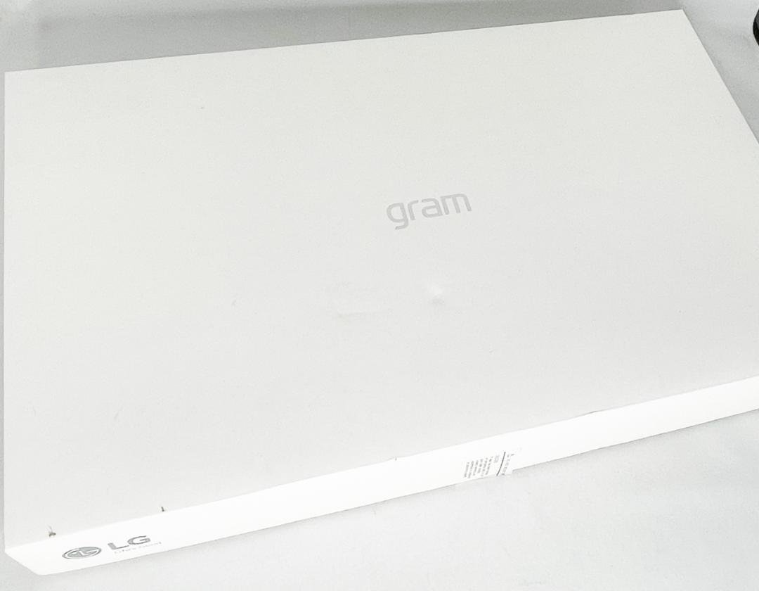 LG 17インチ軽いノートパソコン gram 17Z90P-KA76J