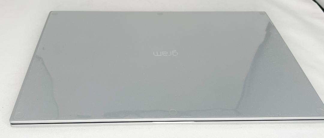 LG 17インチ軽いノートパソコン gram 17Z90P-KA76J