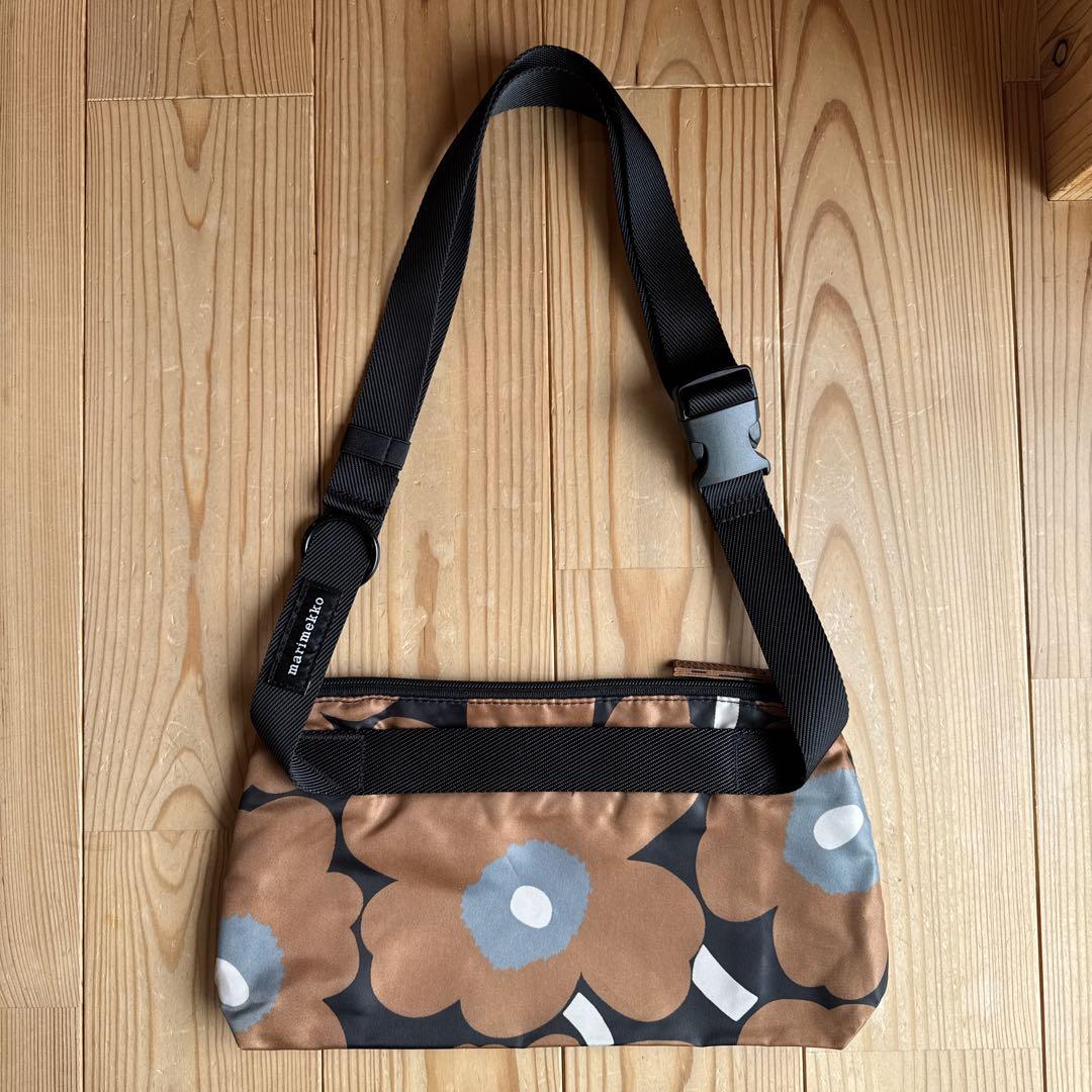 【レア＆極美品】marimekko Mini Unikko ショルダーバッグS♡