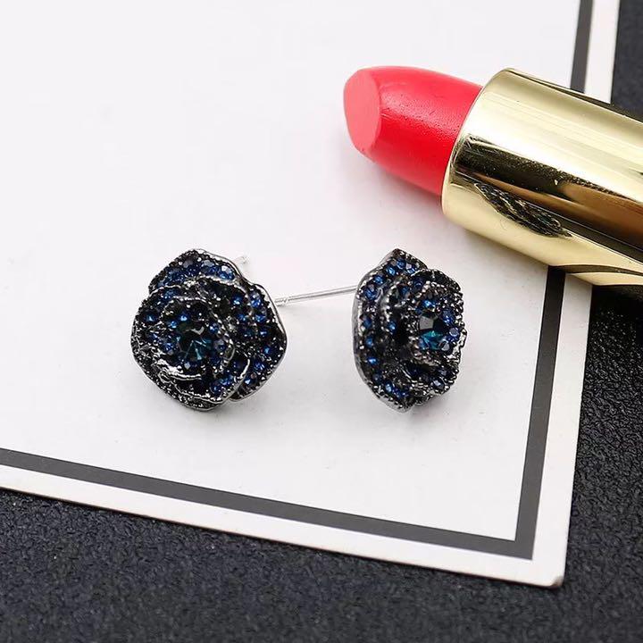 人気SALEHOT R136 スタッドピアス サファイア CZダイヤモンド 薔薇 バラ おしゃれ NnU13-m88780224625 人気本物保証