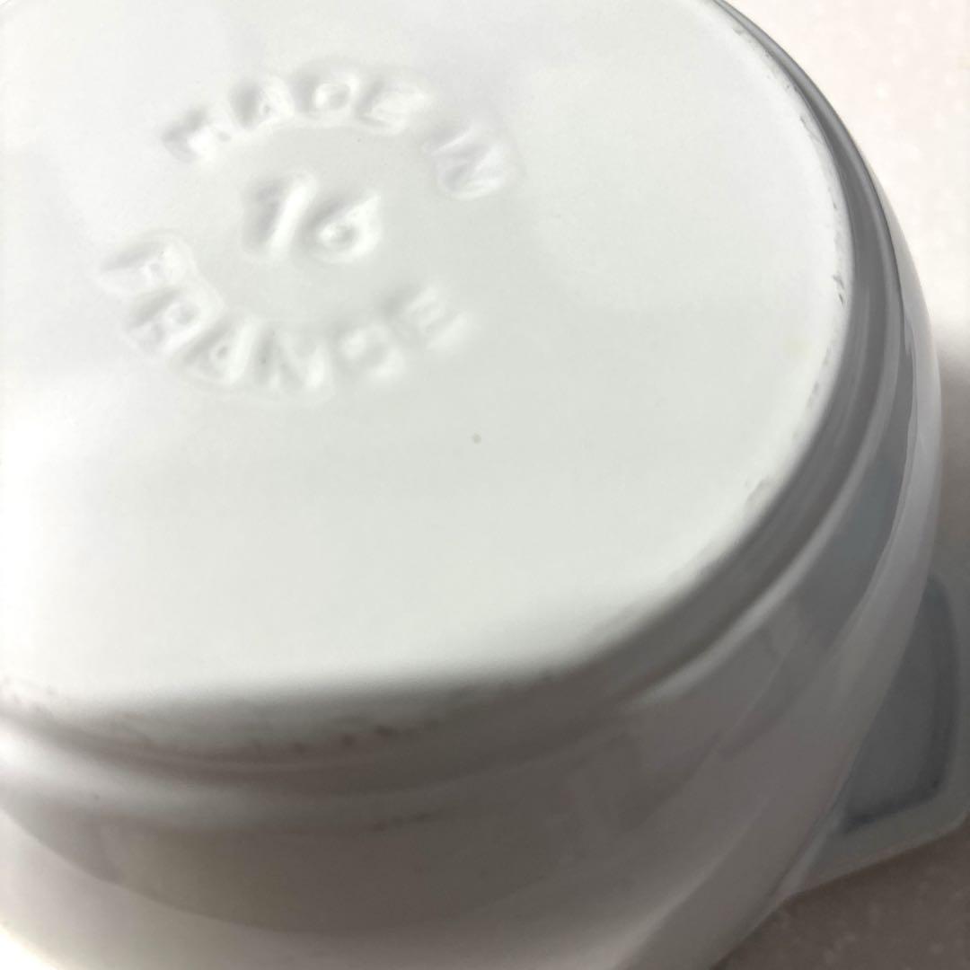 ストウブ　ココハン　スノーフレーク　Mサイズ