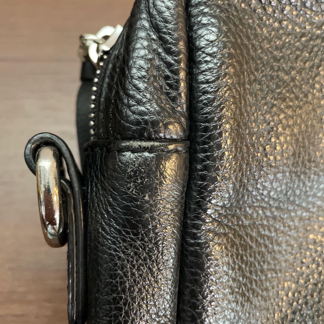 DOLCE&GABBANA ブラックレザーショルダーバッグ