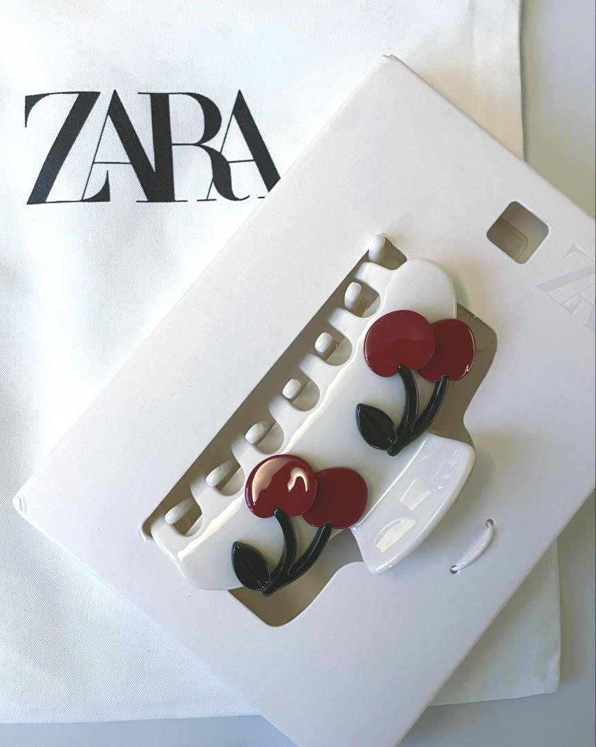新品未使用 ZARA♡エンボスチェリーヘアクリップ - メルカリ