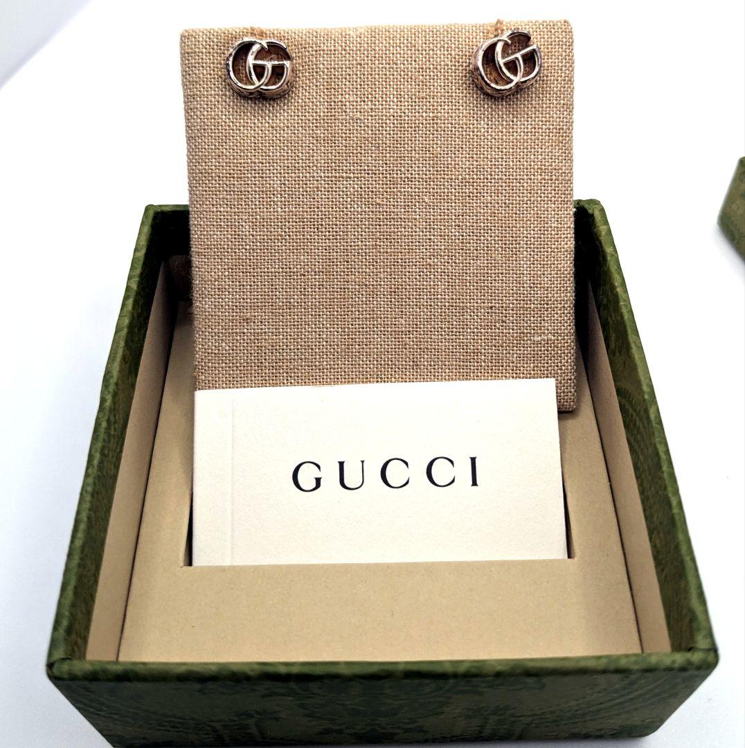 ✨新品同様！✨GUCCIの高級ピアス アラベスク 両耳 マーモントGG