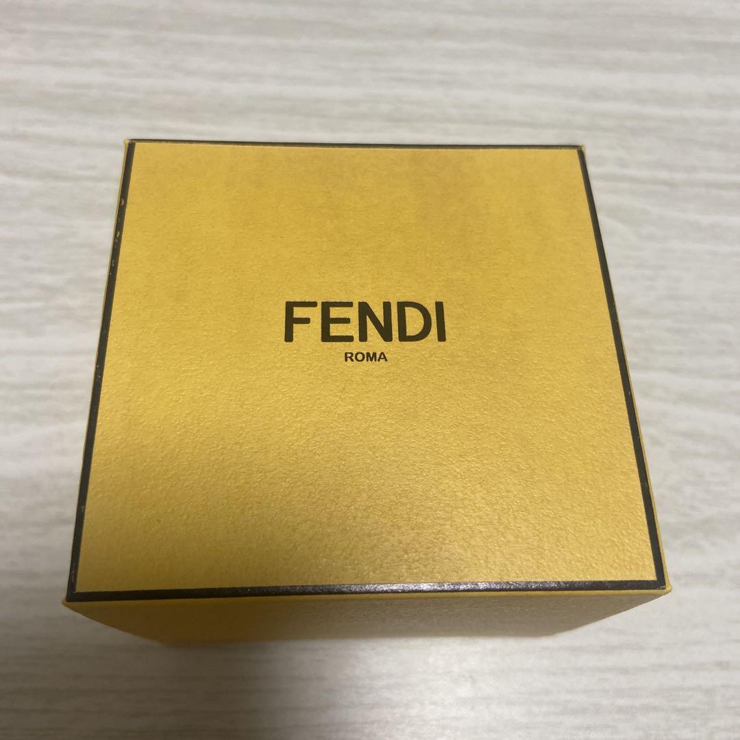 y*6様 フォーエバー FENDI リング ズッカ柄　Mサイズ