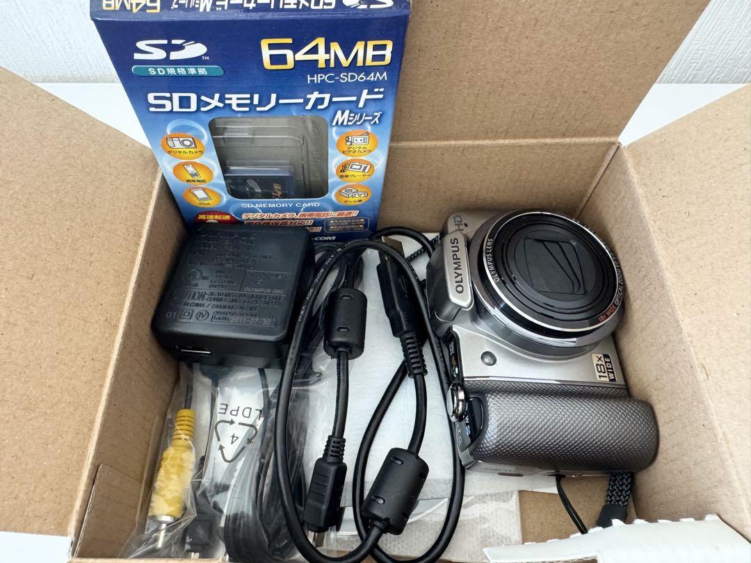 オリンパス  OLYMPUS SZ カメラ