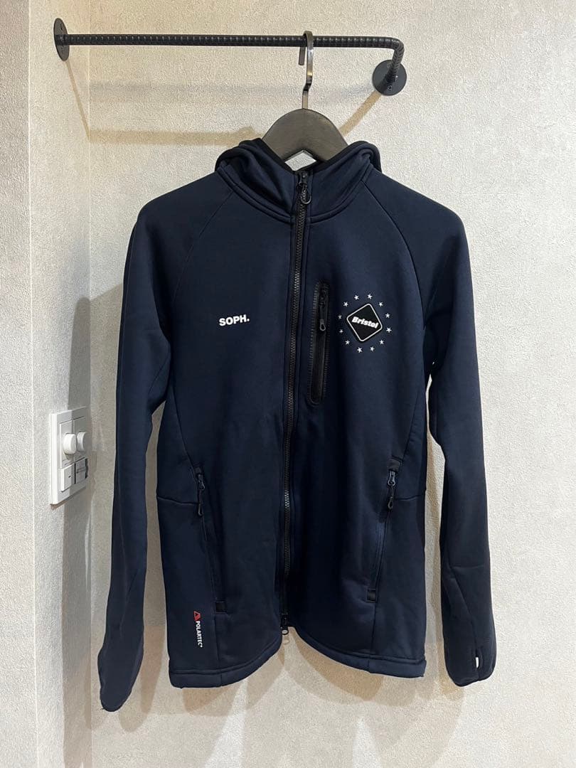 2022aw ポーラーテックジップアップフーディ