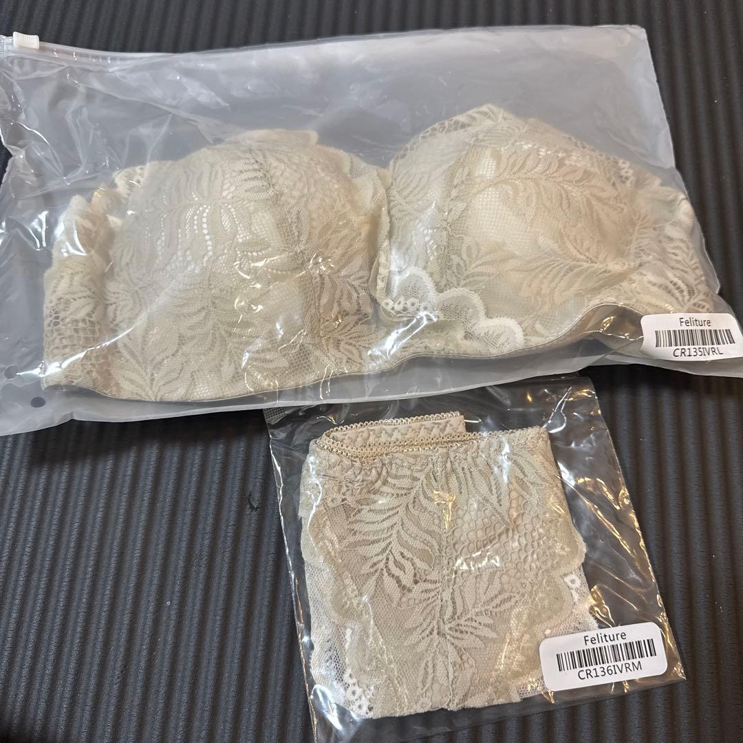 Feliture花柄レースブラジャーセット 4色 パンツ5色 Feliture花柄レースブラジャーセット 4色 パンツ5色