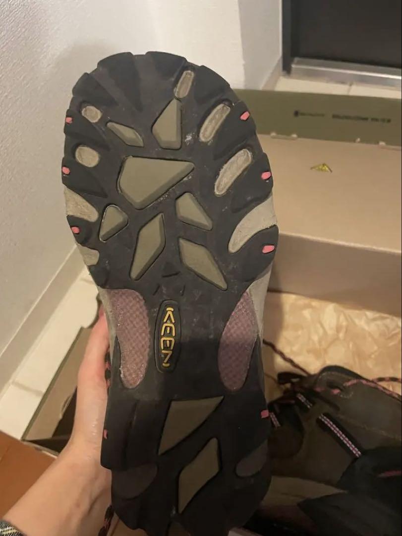 美品2回のみKEEN 登山靴