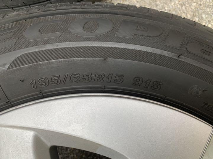 プリウス50純正タイヤ 195/65R15 - メルカリ