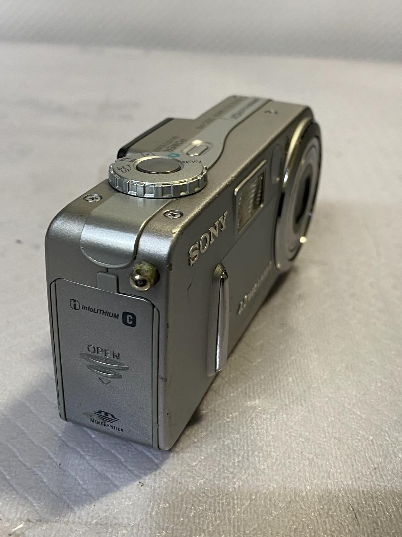 SONY DSC-P9#890