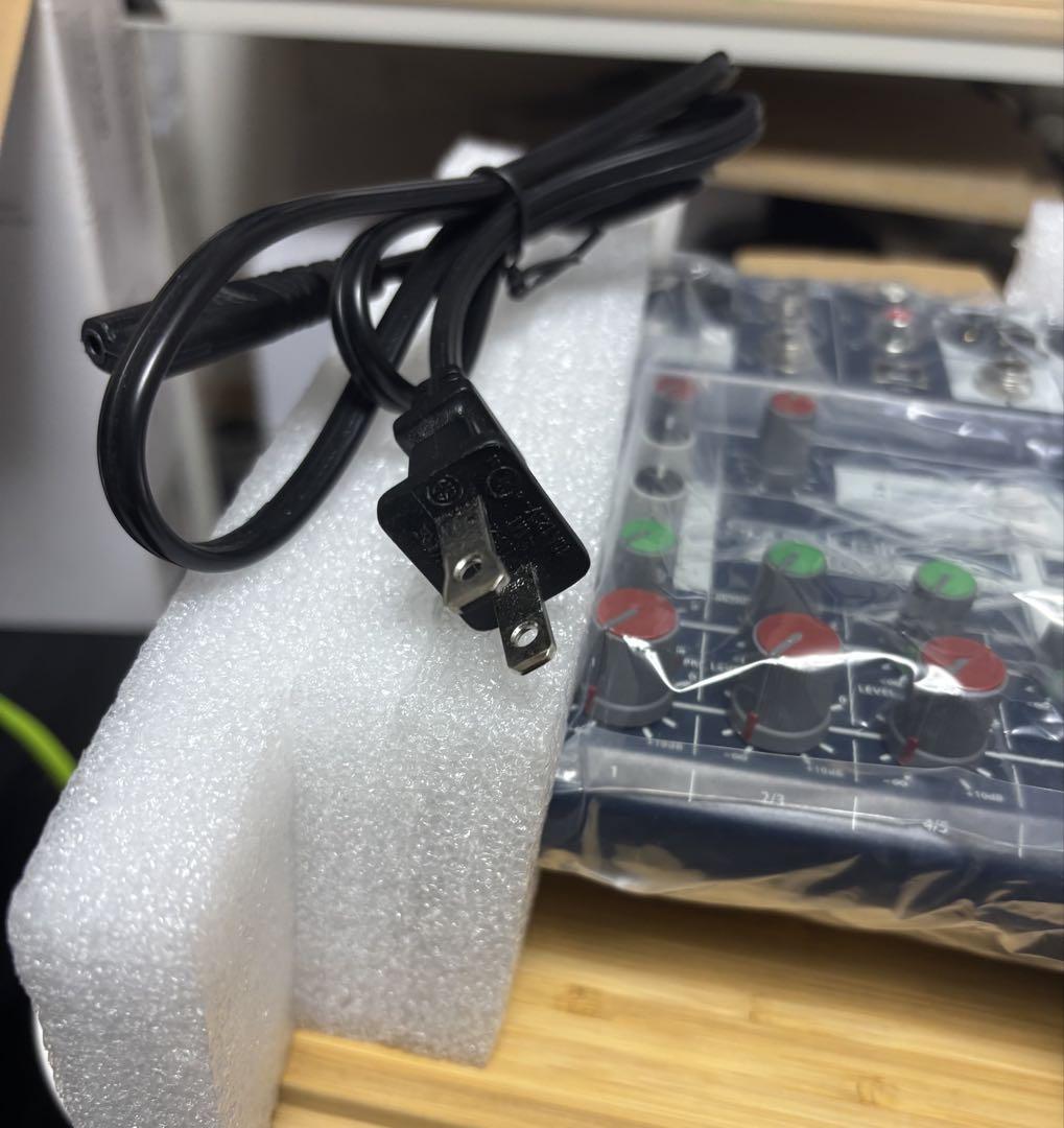 Soundcraft Notepad-5 配信用ミキサー おまけ付き