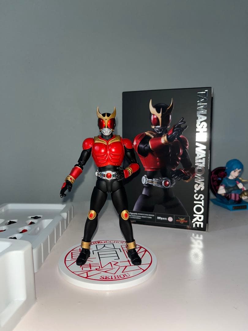 S.H.Figuarts（真骨彫製法）仮面ライダークウガ＋専用ステージ