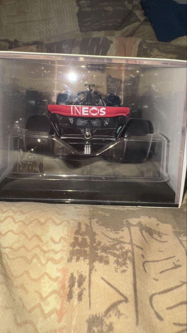 Mercedes AMG Petronas 1/24 ルイス・ハミルトン