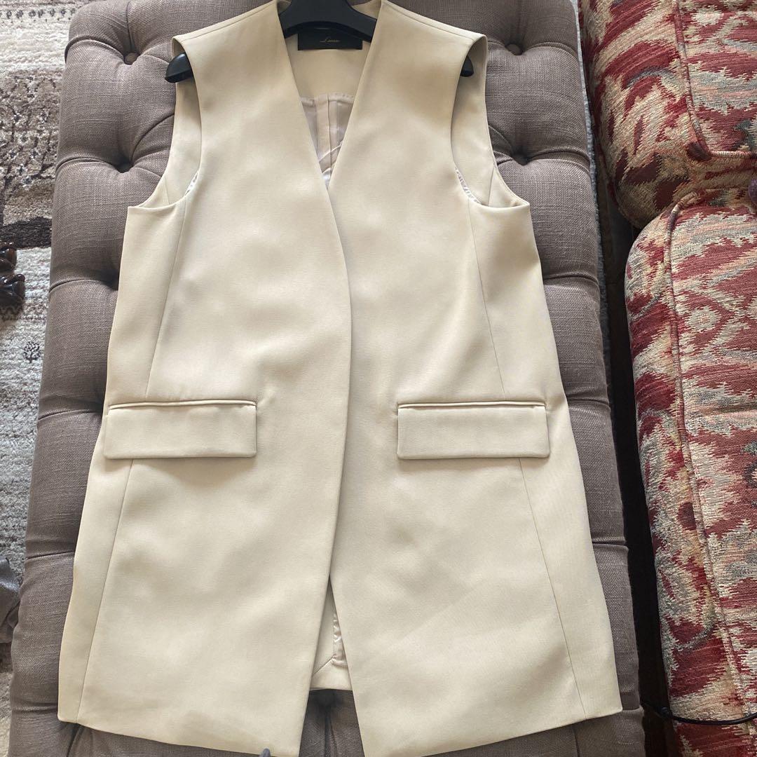 美品 リエス liesse ジレ ベージュ レディース