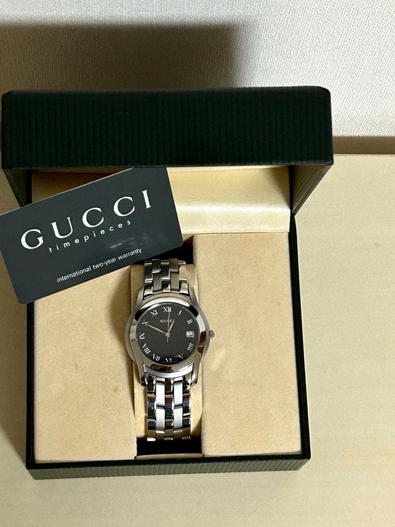GUCCI 腕時計 5500 M ブラック