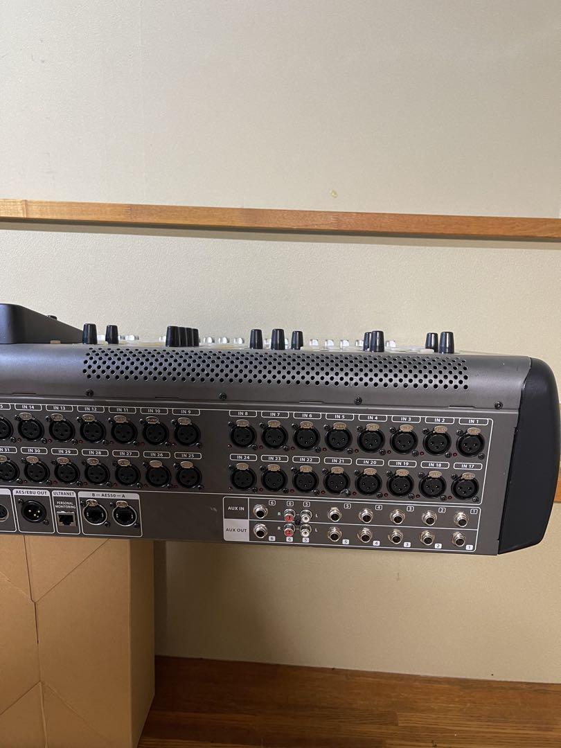BEHRINGER ベリンガー X32 デジタルミキサー