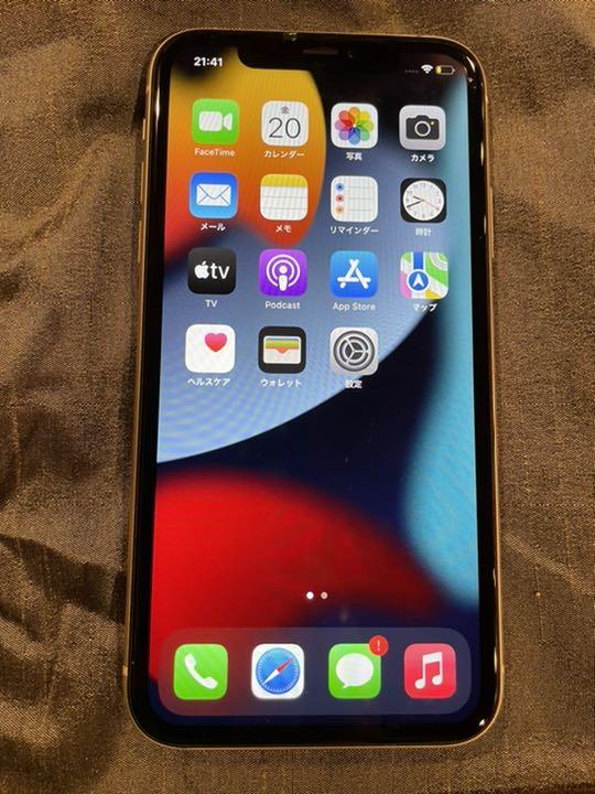 iPhone11 64GB 白 AppleCare+盗難・紛失プラン付き