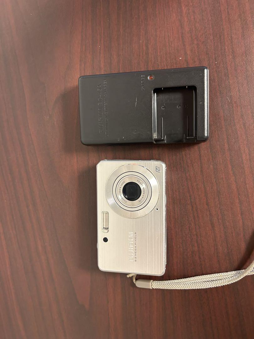 動作確認済 FUJIFILM Finepix J15fd デジタルカメラ - メルカリ
