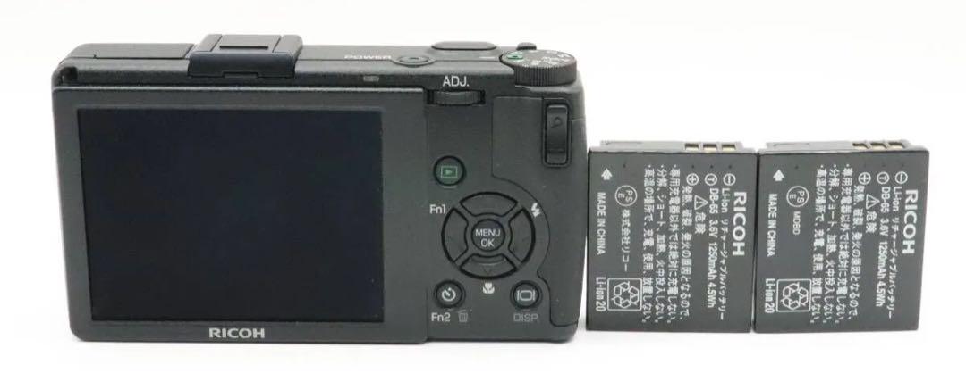 リコー RICOH GR DIGITAL III 元箱付 デジタルカメラ 僕の夏用カメラは、RICOH GR digital III。｜記憶カメラ