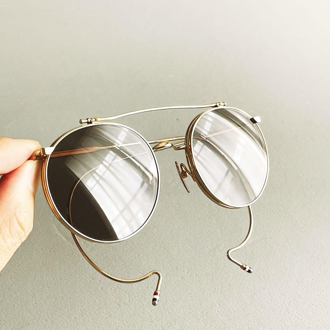 THOM BROWNE トムブラウン TB-002B-T-52 極美品 ゴールド THOM BROWNE トムブラウン TB-002B-T-52 極美品 ゴールド - メルカリ