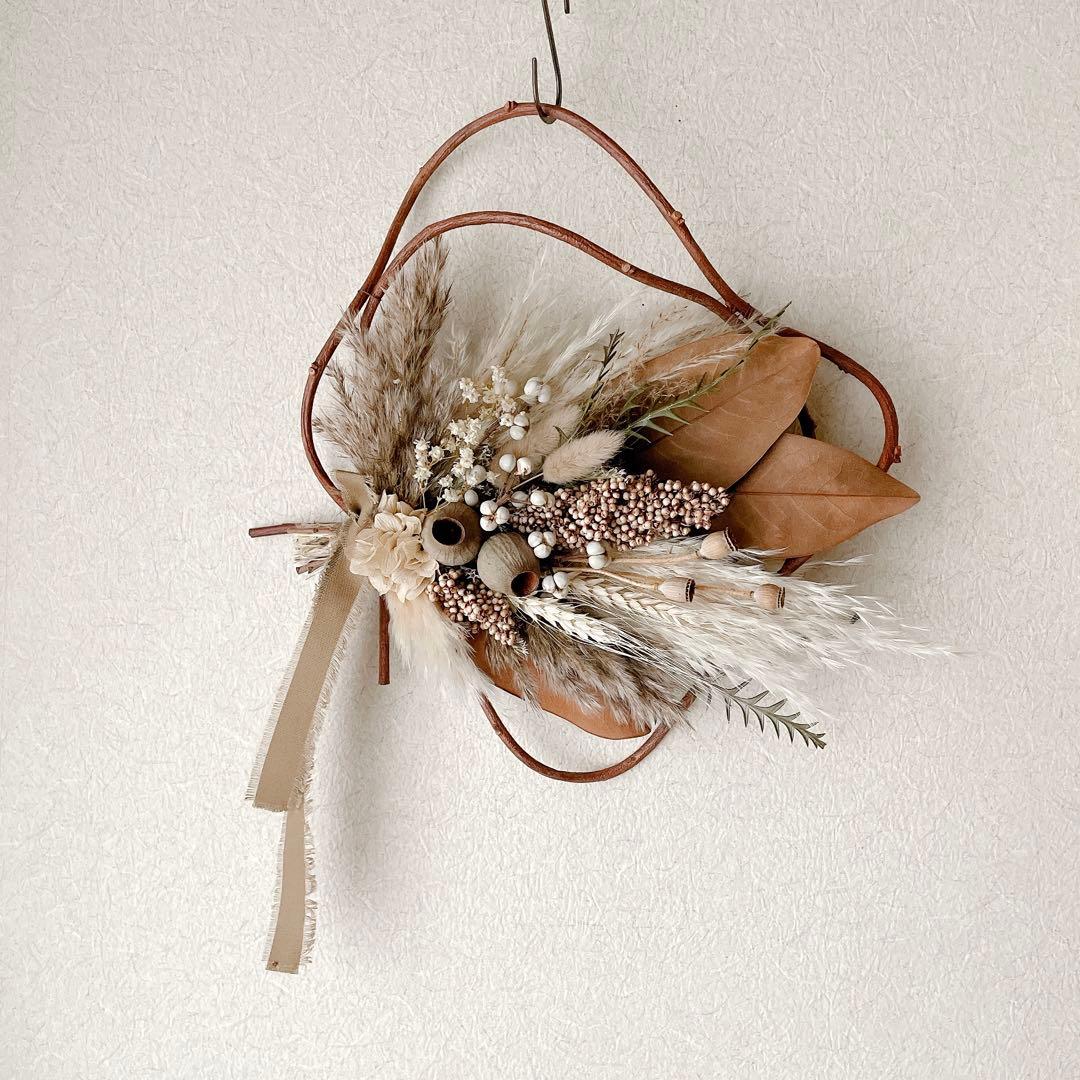 タイサンボク　リース　ドライフラワー　パンパスグラス　つる　秋