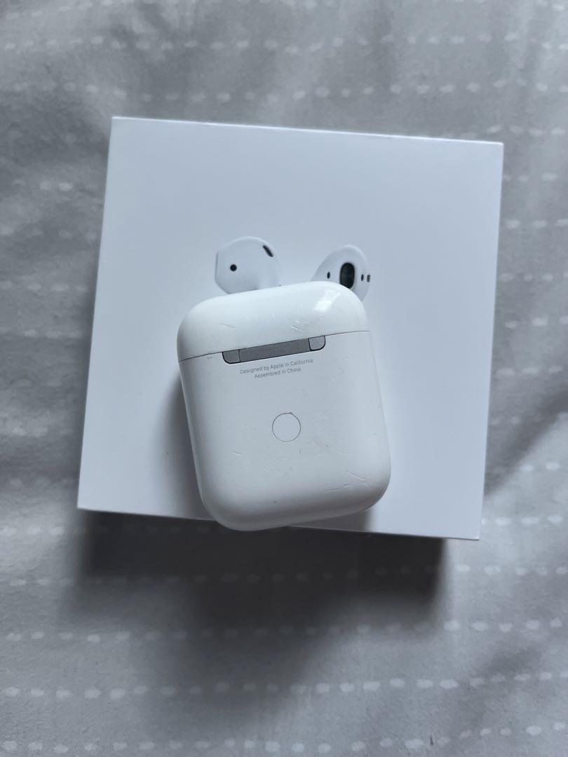 【美品】 AirPods 第二世代  A2031 動作確認済み AirPods 第二世代 A2031 動作品 充電ケース付き - メルカリ
