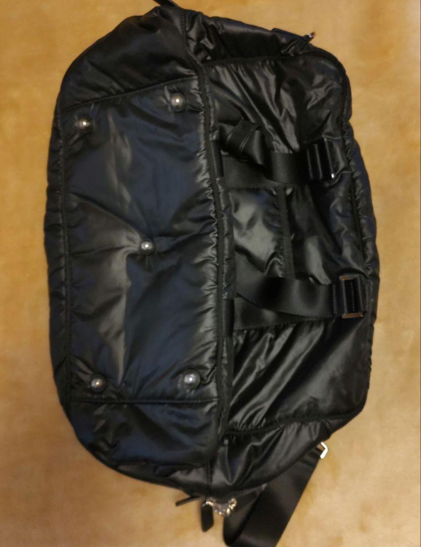VOYAGE ブラックショルダーバッグ