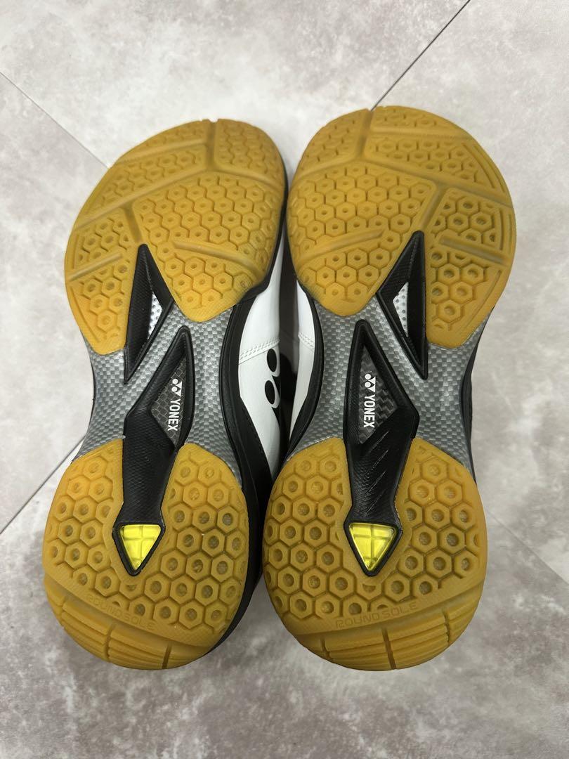 YONEX バドミントンシューズ 26cm