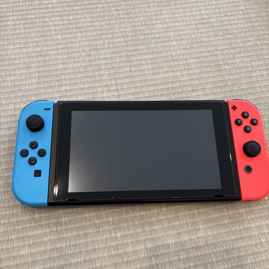 Nintendo Switch 本体 [64GB micro SD付き]