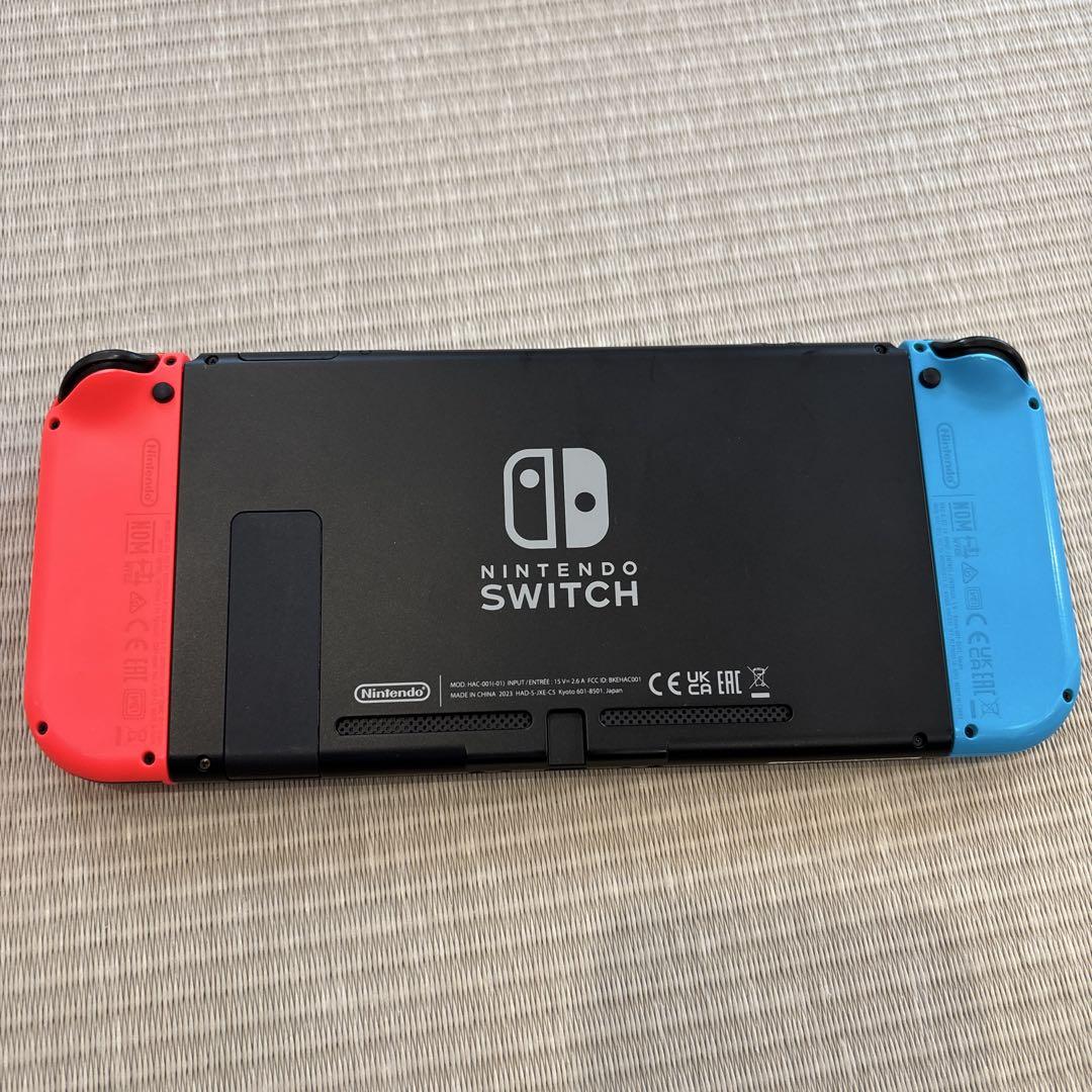 Nintendo Switch 本体 [64GB micro SD付き]