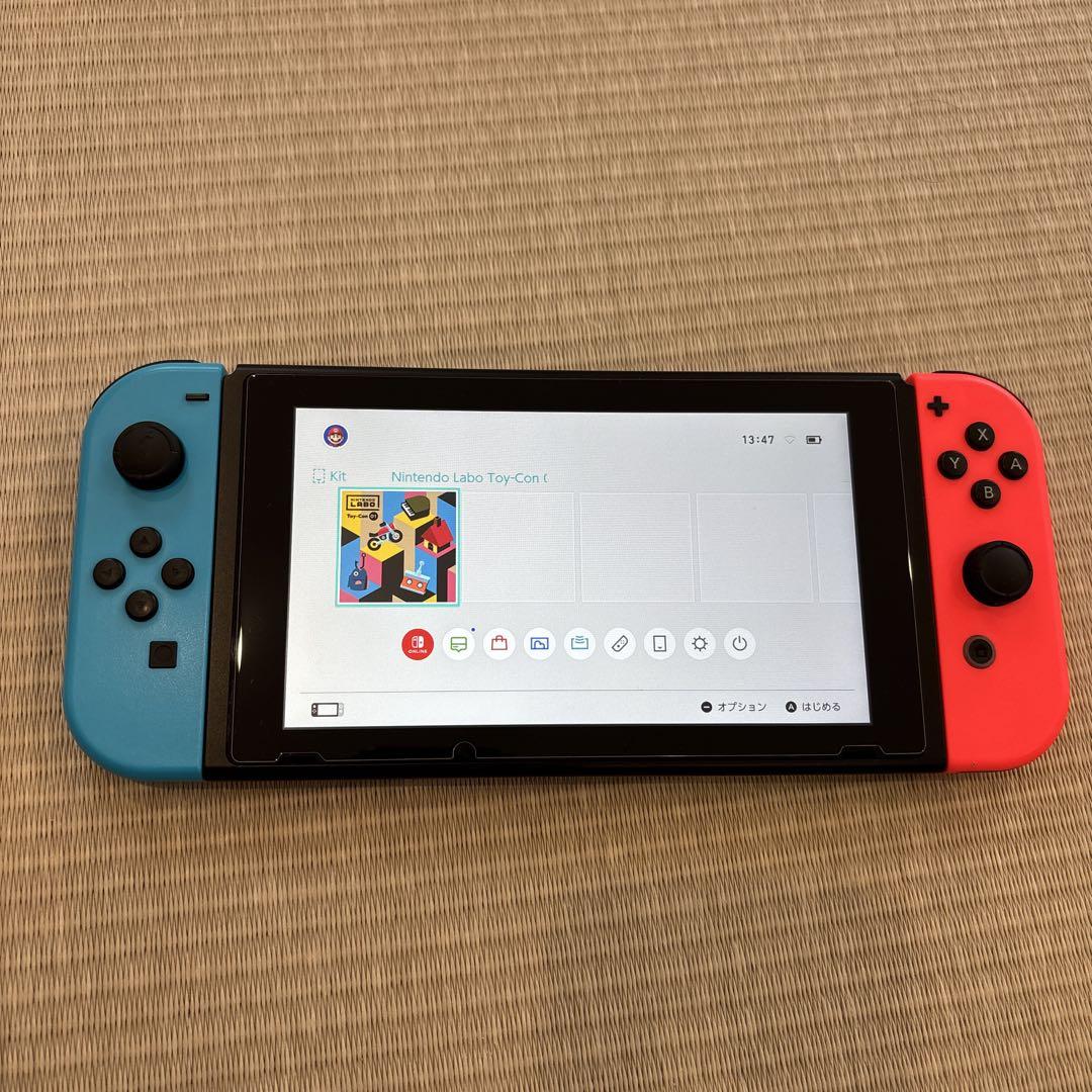 Nintendo Switch 本体 [64GB micro SD付き]