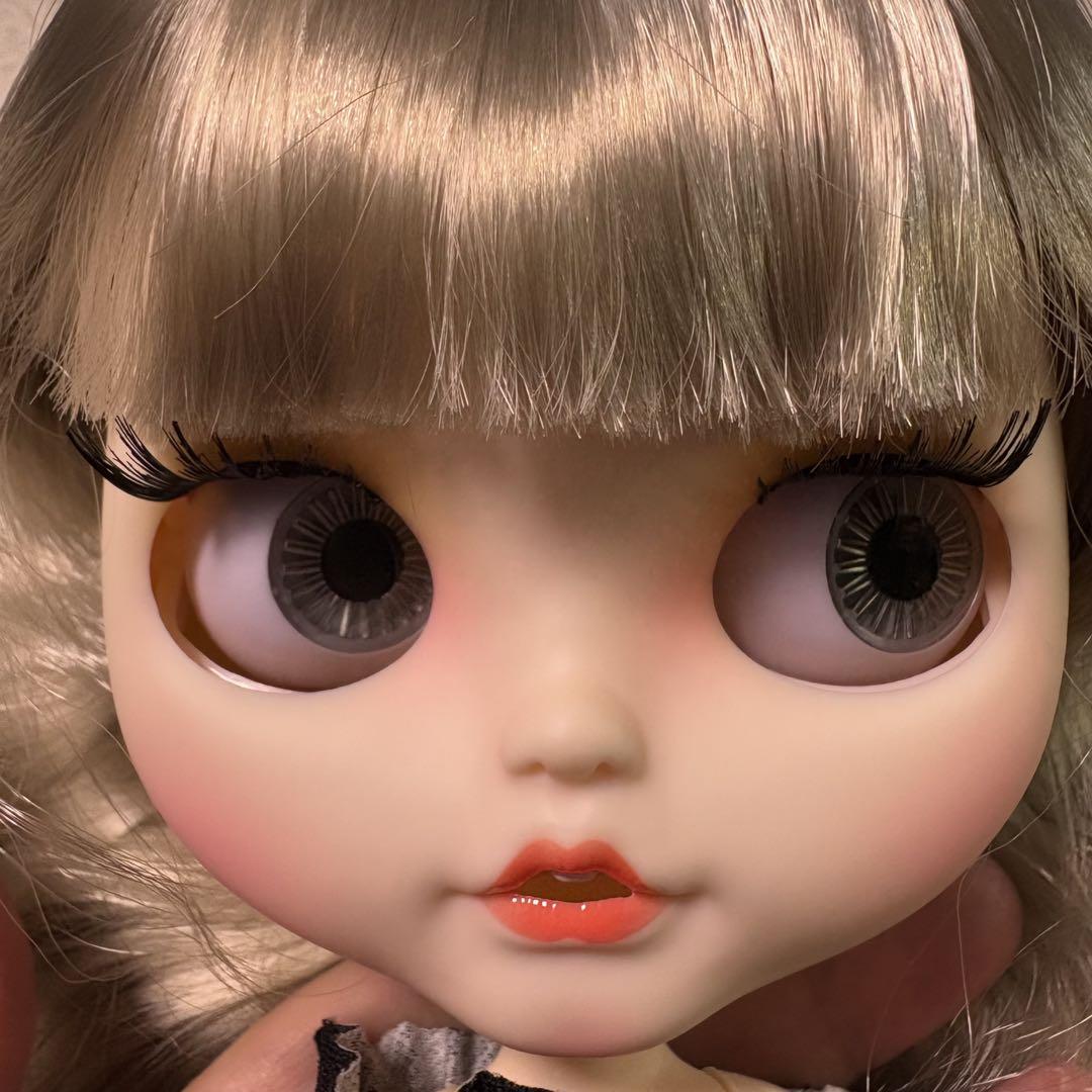 アイシードールカスタム❤︎パープルシルバー❤︎ アイシードールカスタム ♡白肌・パープルブロンドミックス