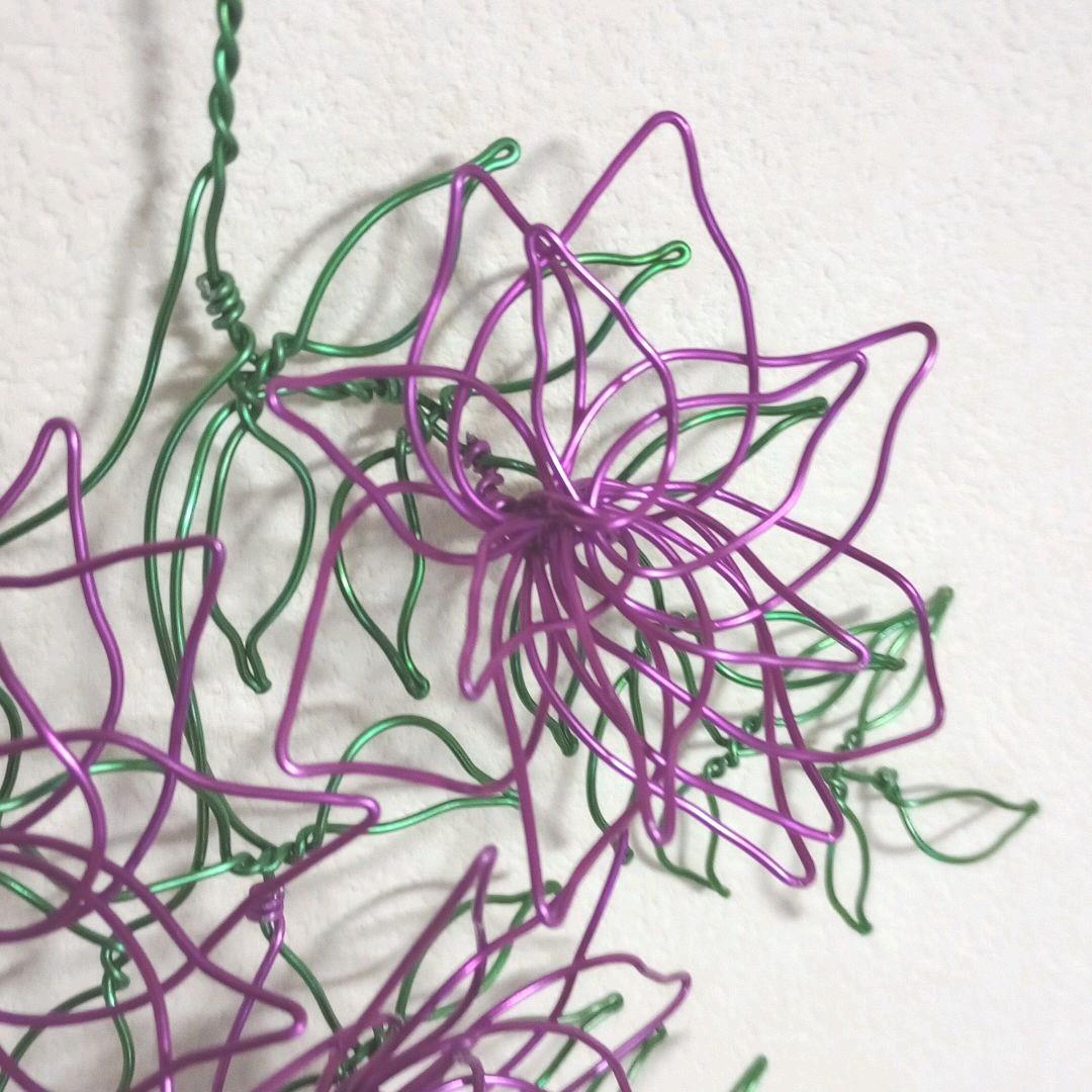 ワイヤークラフト ワイヤーアート インテリア 紫の花々のスワッグ1 - メルカリ ワイヤークラフト ワイヤーアート インテリア 紫の花々のスワッグ1 - メルカリ