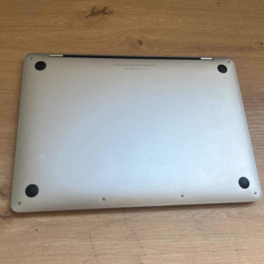 【美品】MacBook Pro 2017 256GB 16GB A1708 現役