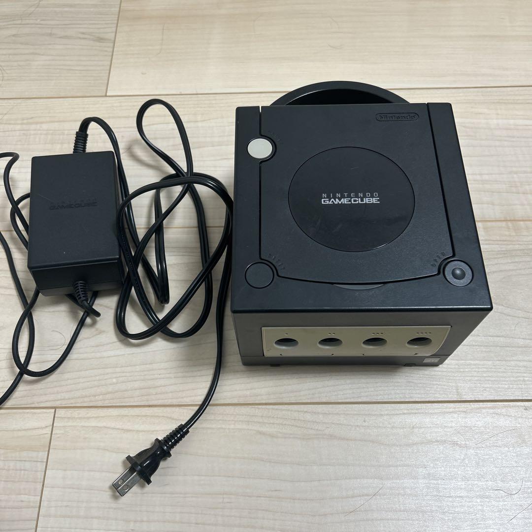 Nintendo GameCube ゲームキューブ　本体　アダプター付き