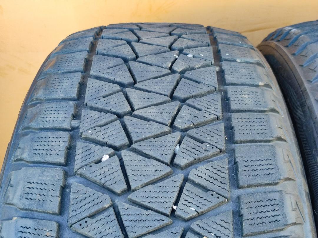 BRIDGESTONE BLIZZAK DM-V2 235/55R20 4本
