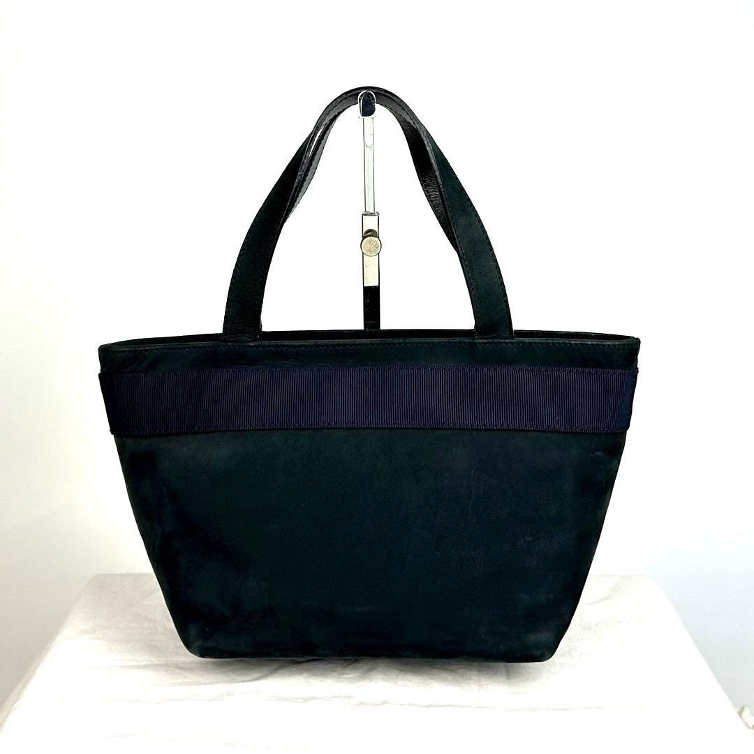 美品●フェラガモ　ハンドバッグ　ヴァラリボン　裏地総柄　スエード　ダークネイビー 美品○フェラガモ ハンドバッグ ヴァラリボン 裏地総柄 スエード