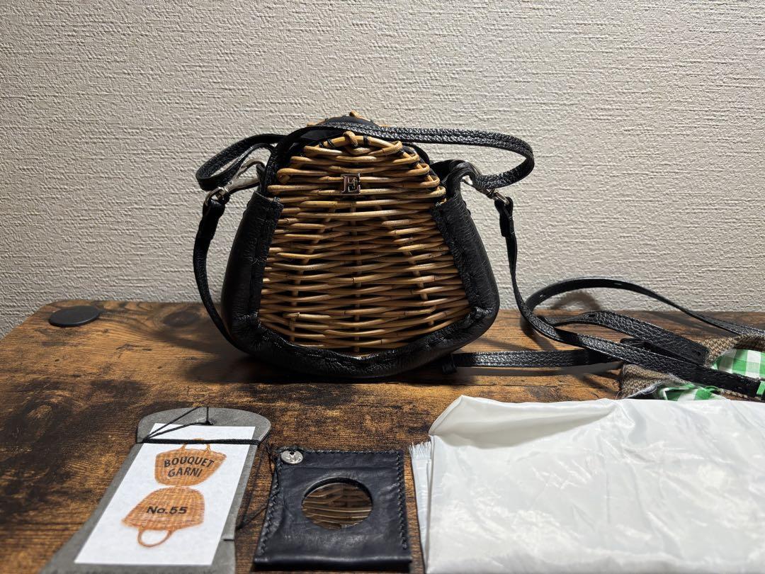 ころちょろ　美品　エバゴス　ebagos オニギリ　ポシェット　かごバック